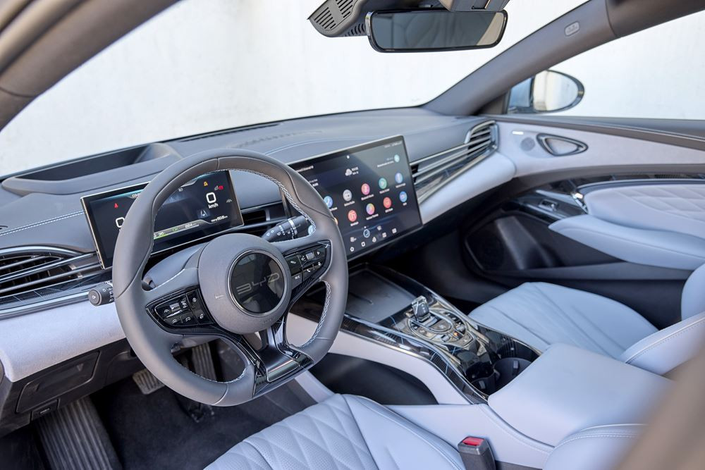 La berline électrique du segment D Byd Seal revendique une autonomie WLTP jusqu'à 570 km