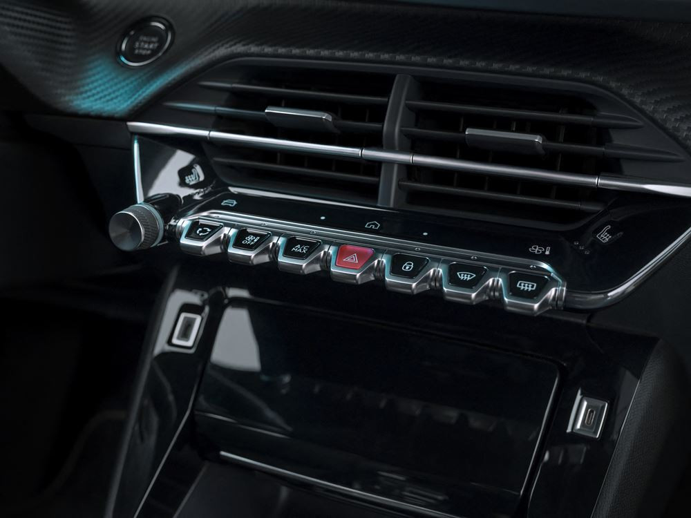 La Peugeot 208 au design retravaillé arrive sur le marché