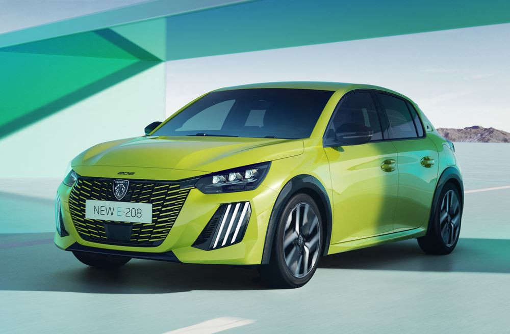 La Peugeot e-208 électrique au design réinventé arrive sur le marché