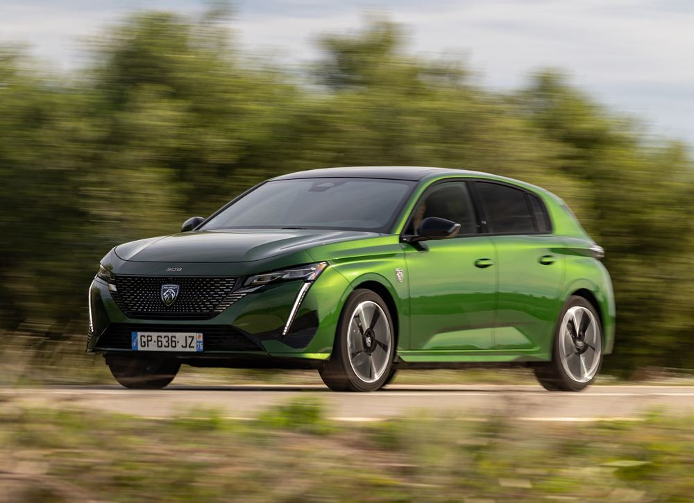 La Peugeot e-308 électrique affiche une autonomie de 410 km