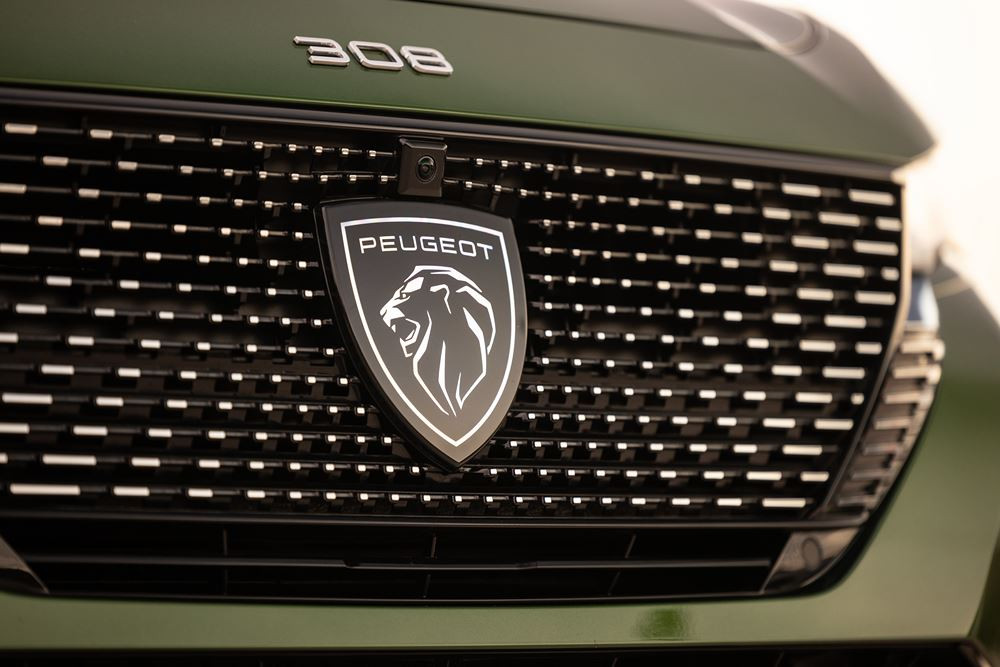 La Peugeot e-308 électrique affiche une autonomie de 410 km