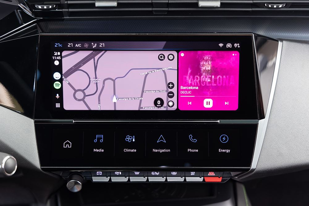La Peugeot e-308 électrique affiche une autonomie de 410 km
