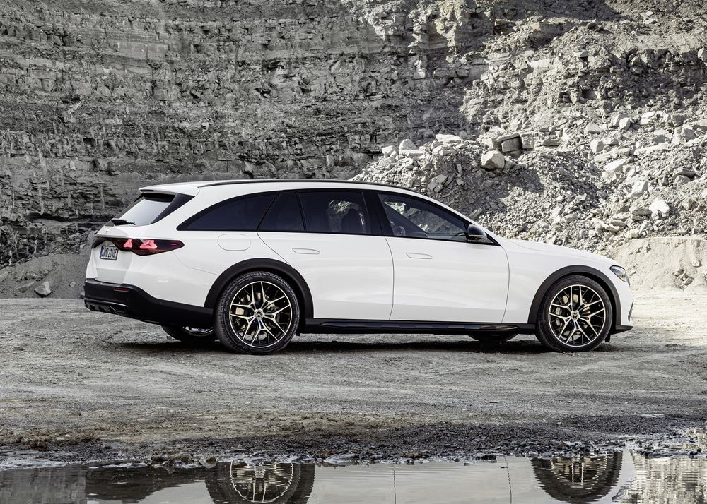 La Mercedes Classe E All Terrain de nouvelle génération en approche