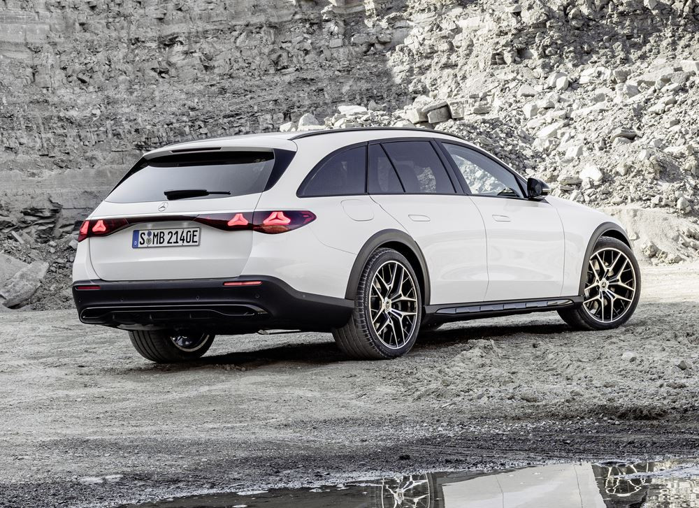 La Mercedes Classe E All Terrain de nouvelle génération en approche