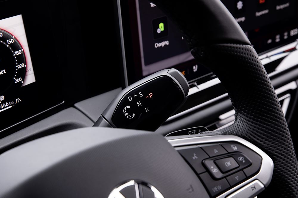 La troisième génération du Volkswagen Tiguan au style plus affirmé arrive sur le marché