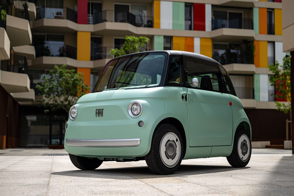 Le quadricycle électrique Fiat Topolino en approche