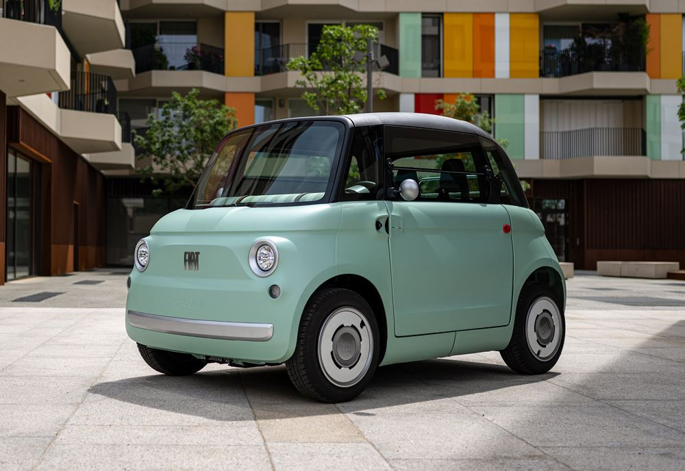 Le quadricycle électrique Fiat Topolino en approche
