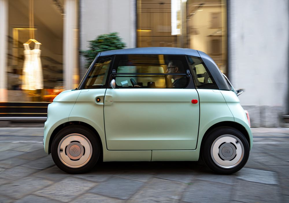 Le quadricycle électrique Fiat Topolino en approche