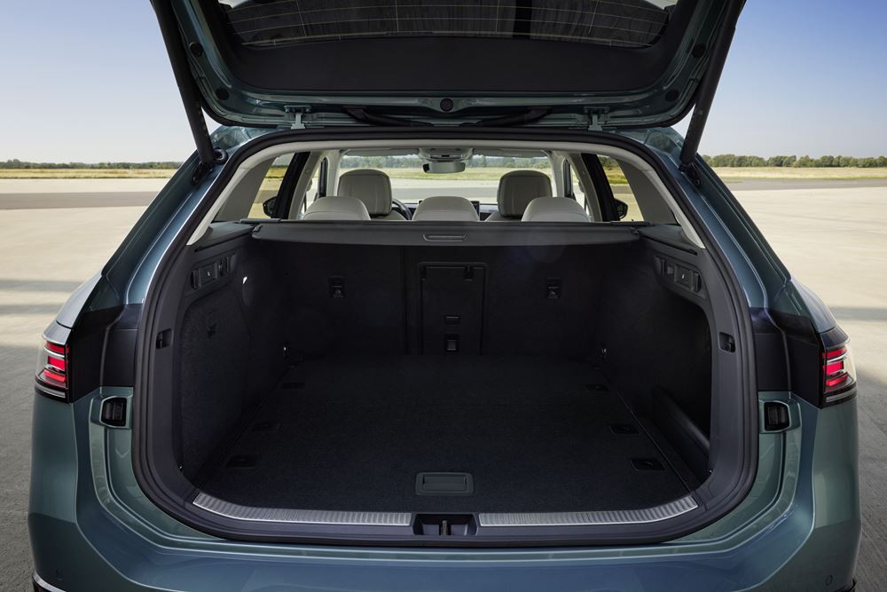 La Volkswagen Passat SW de neuvième génération bénéficie d'innovations technologiques