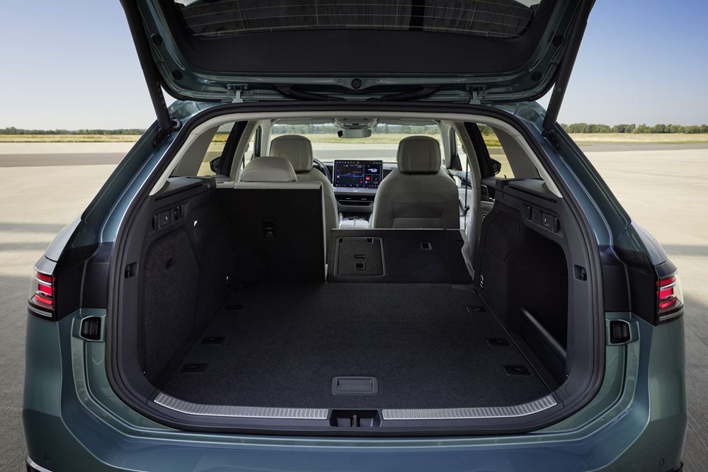 La Volkswagen Passat SW de neuvième génération bénéficie d'innovations technologiques