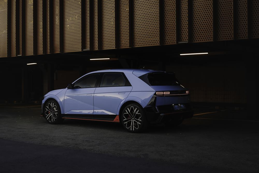 La berline électrique Hyundai Ioniq 5 N incarne l'essence de la performance du label N