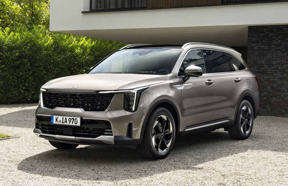 Le grand SUV Kia Sorento hybride rechargeable restylé en approche