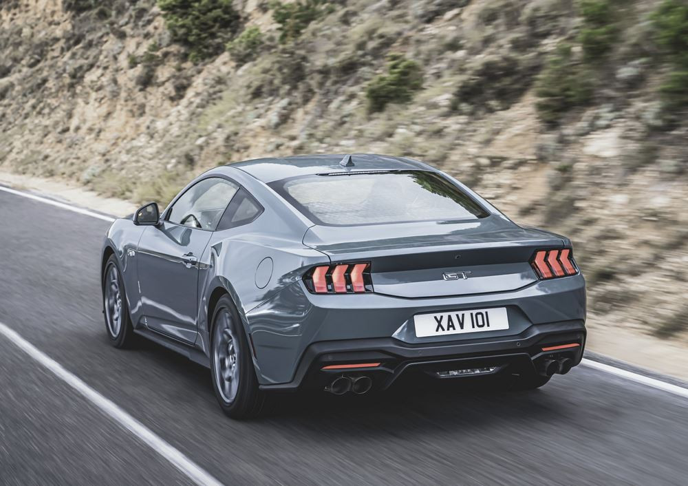 Le coupé sportif Ford Mustang Fastback au style plus affirmé arrive en Europe