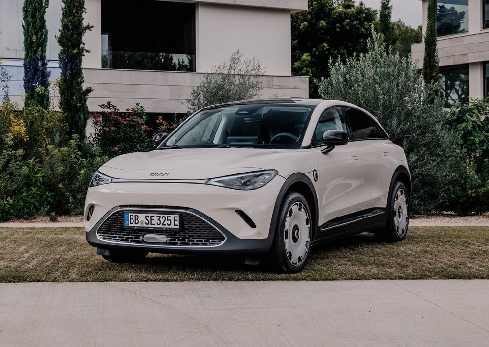 Le SUV coupé électrique smart #3 affiche une allure sportive premium