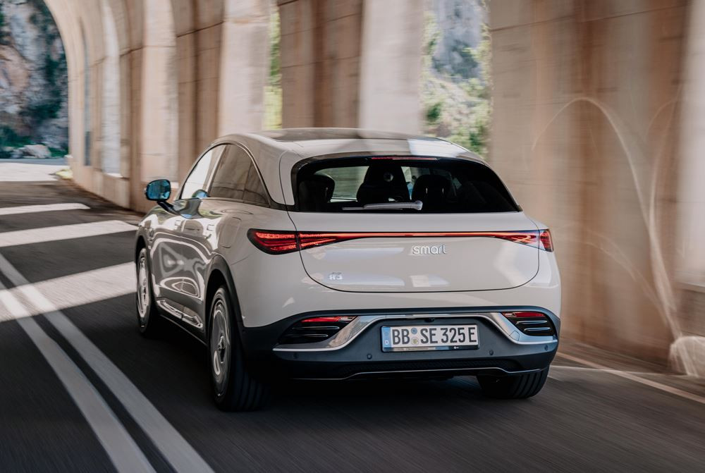 Le SUV coupé électrique smart #3 affiche une allure sportive premium