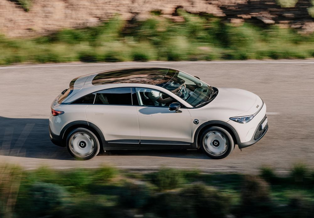 Le SUV coupé électrique smart #3 affiche une allure sportive premium
