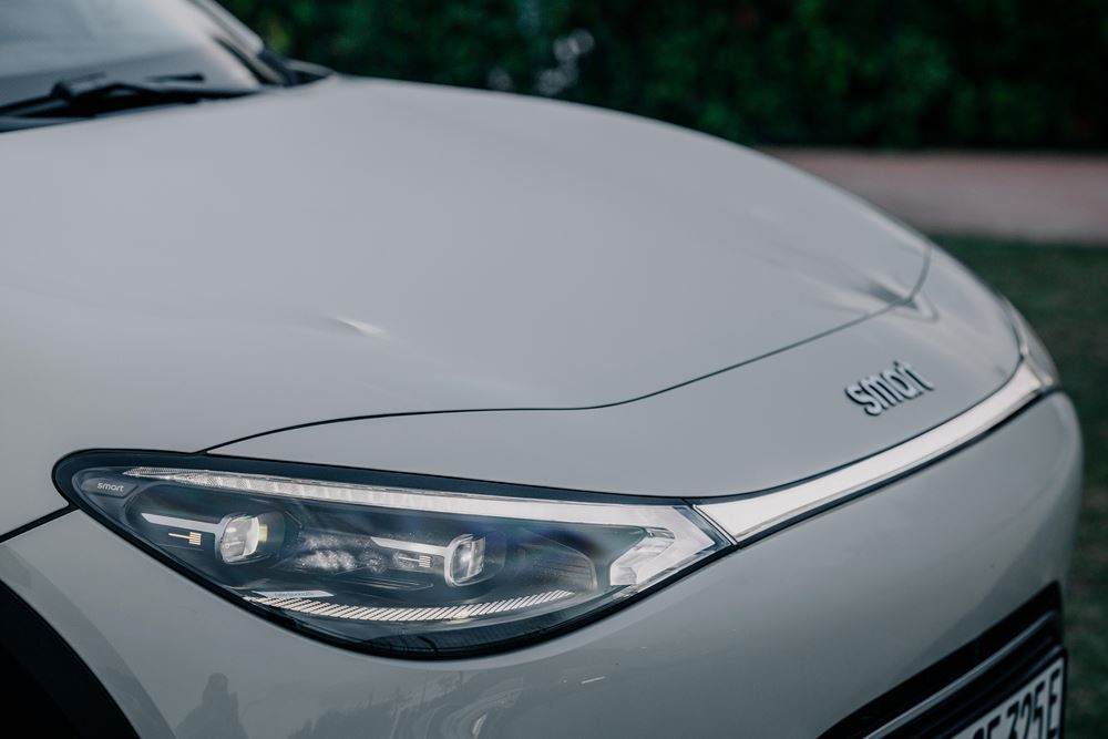 Le SUV coupé électrique smart #3 affiche une allure sportive premium