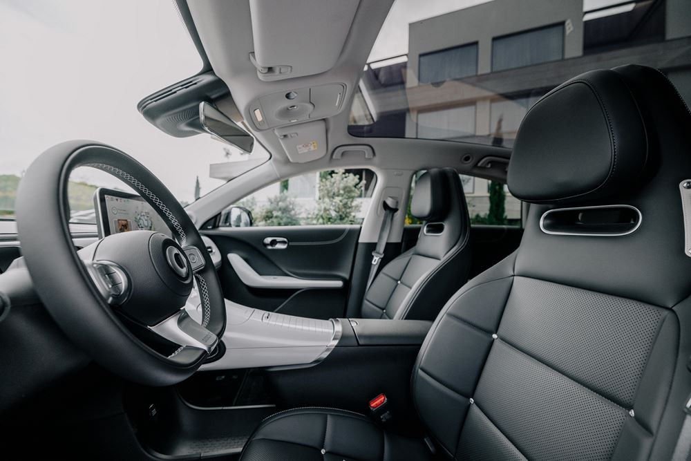 Le SUV coupé électrique smart #3 affiche une allure sportive premium