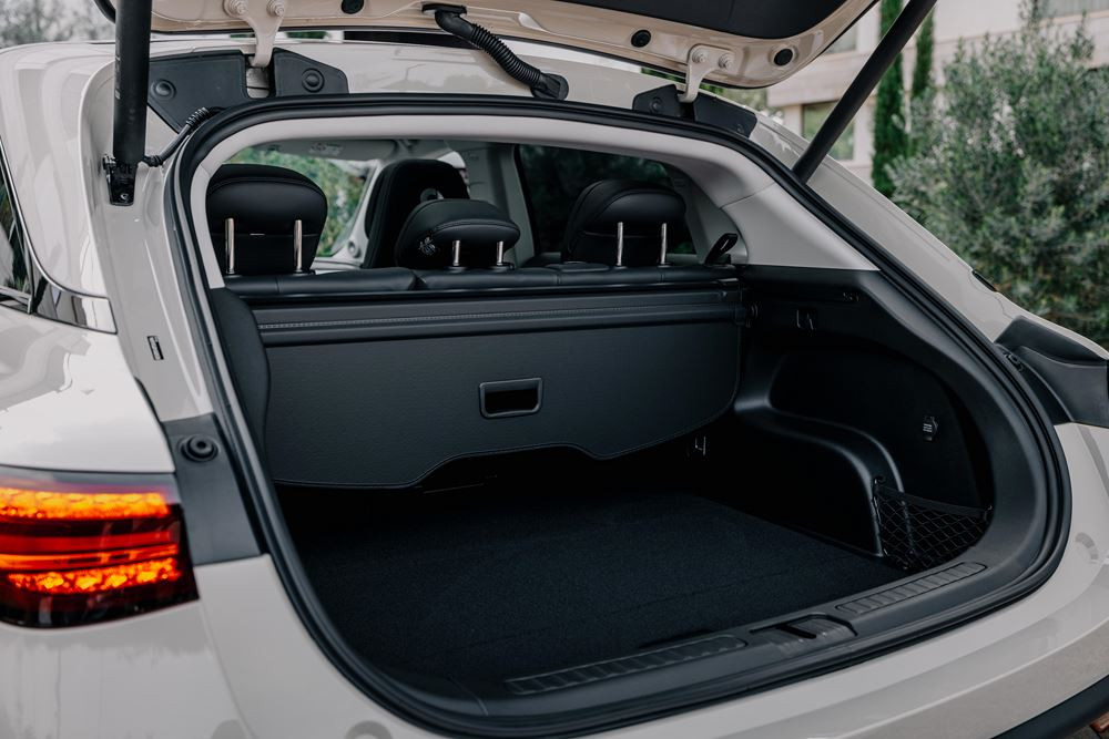 Le SUV coupé électrique smart #3 affiche une allure sportive premium