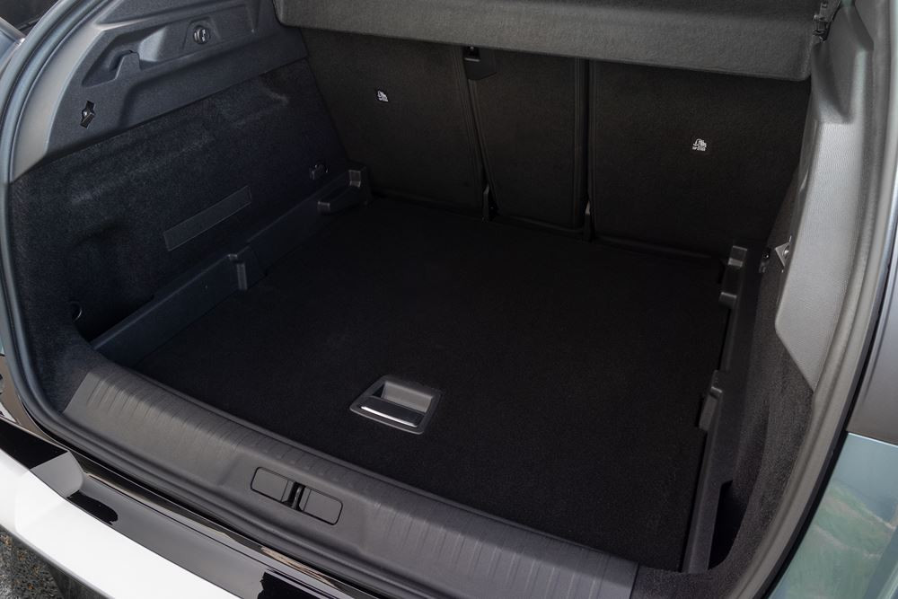 Le SUV fastback Peugeot 3008 opte pour un style dynamique