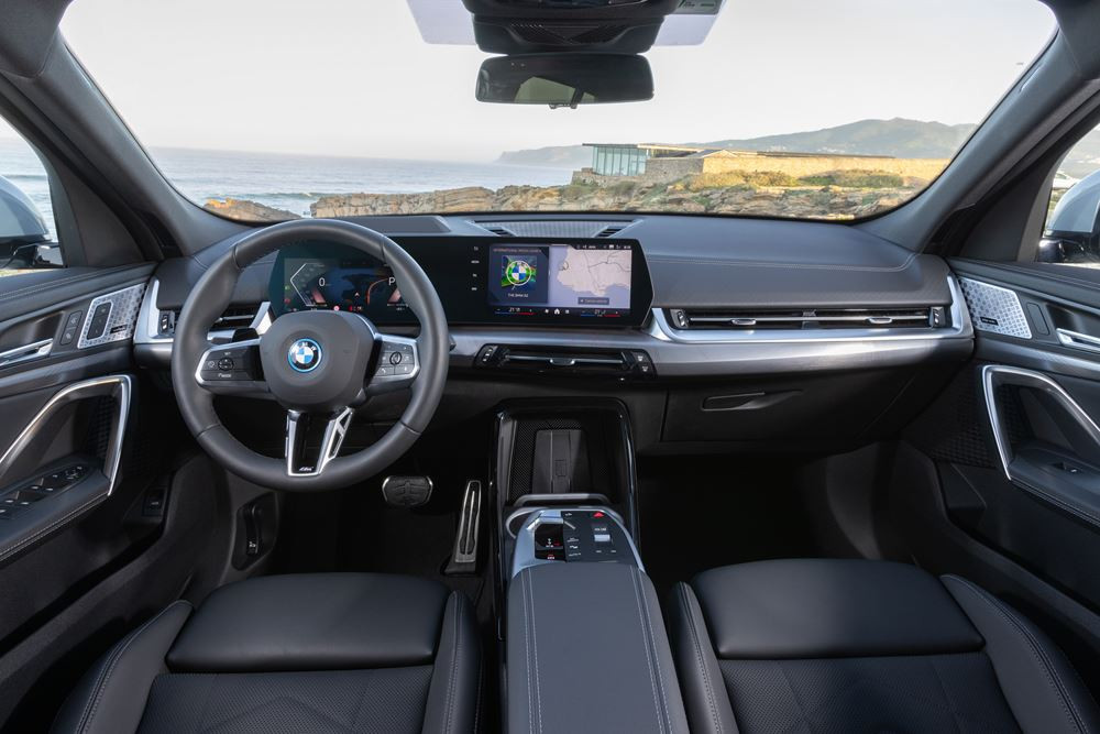 Le SAC électrique BMW iX2 xDrive30 affiche une autonomie WLTP de 417 à 449 km