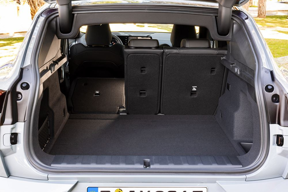 Le SAC électrique BMW iX2 xDrive30 affiche une autonomie WLTP de 417 à 449 km