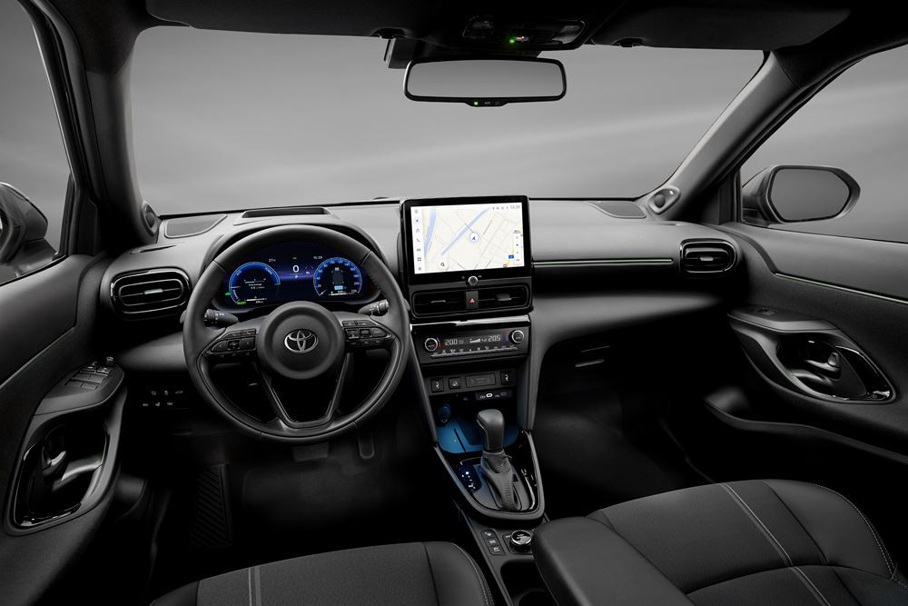 Le SUV urbain Toyota Yaris Cross optimisé en approche