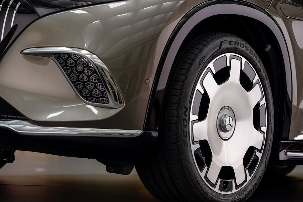 Le SUV entièrement électrique Mercedes-Maybach EQS SUV offre l'exclusivité Maybach