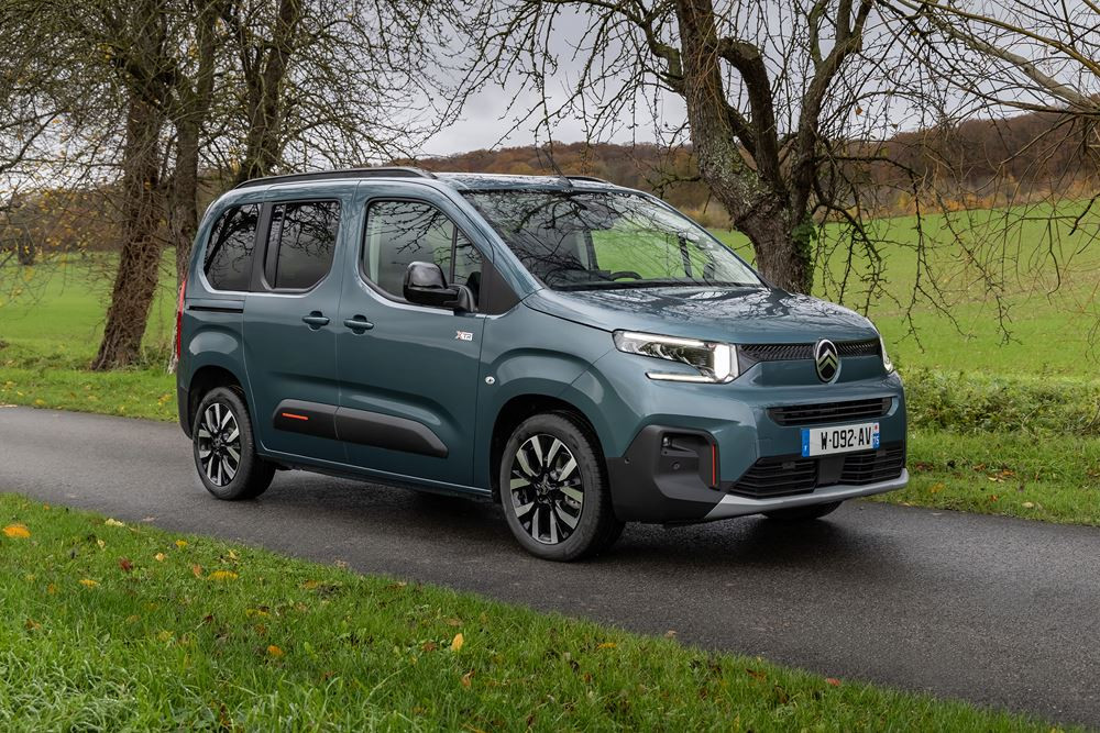 Le ludospace Citroën Berlingo au caractère plus moderne et affirmé s'enrichit d'une offre Diesel