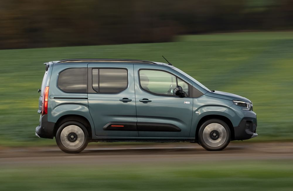 Le ludospace Citroën Berlingo au caractère plus moderne et affirmé s'enrichit d'une offre Diesel