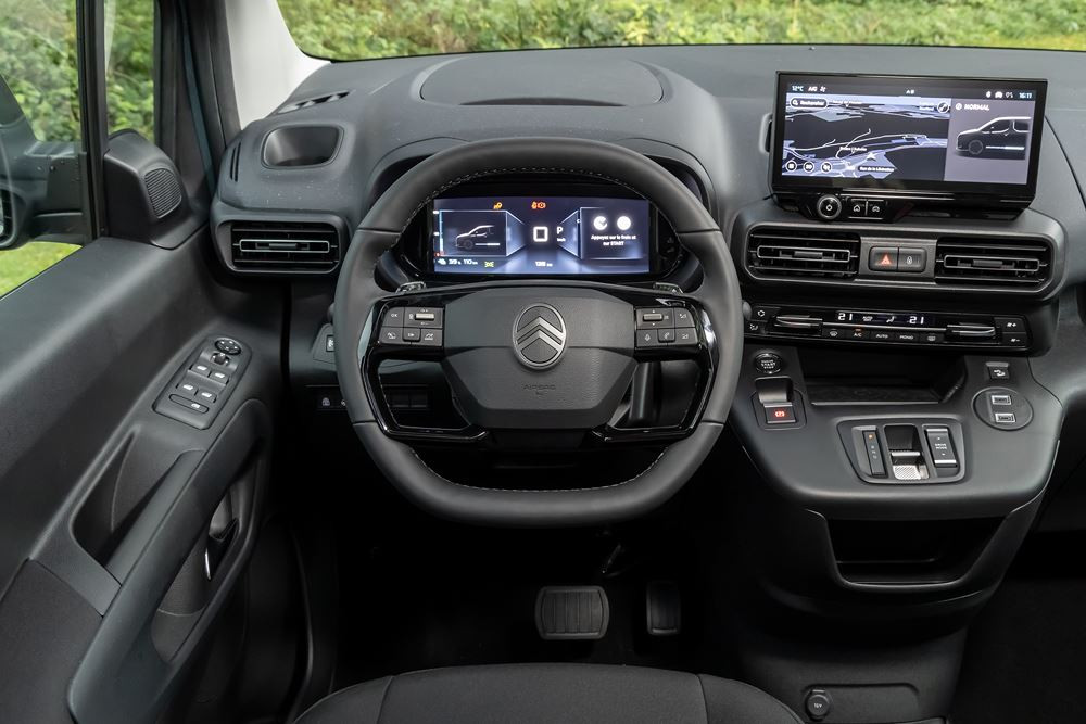 Le ludospace Citroën Berlingo au caractère plus moderne et affirmé s'enrichit d'une offre Diesel