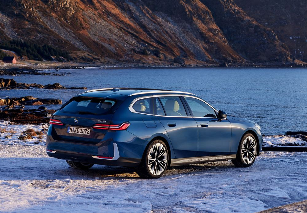 La sixième génération de la BMW Série 5 Touring affiche des proportions étirées