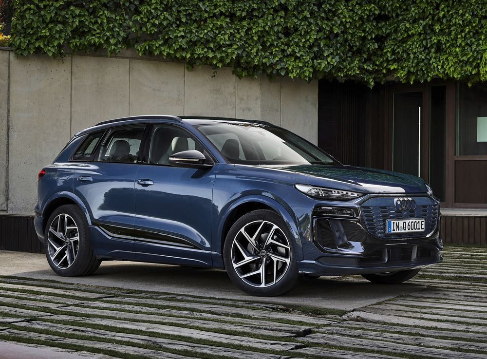 Le SUV Audi Q6 e-tron électrique repose sur la Plateforme Premium Electric Audi-Porsche