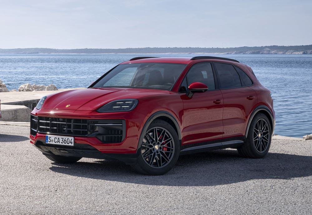 Le Porsche Cayenne GTS équipé d'un moteur V8 délivre une puissance de 500 ch