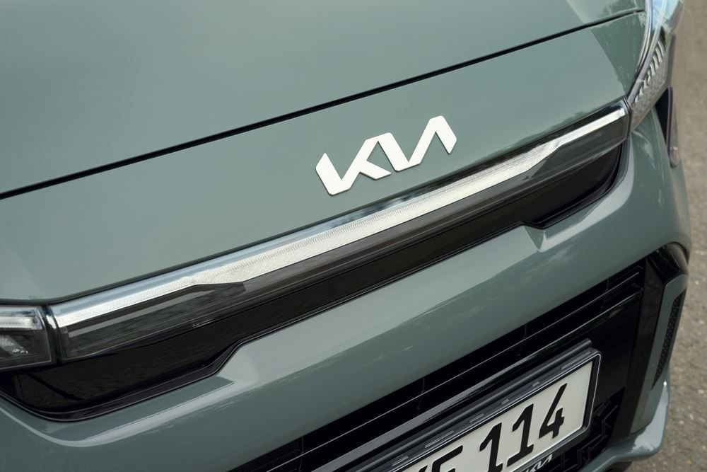 La mini-citadine Kia Picanto restylée adopte un look plus audacieux