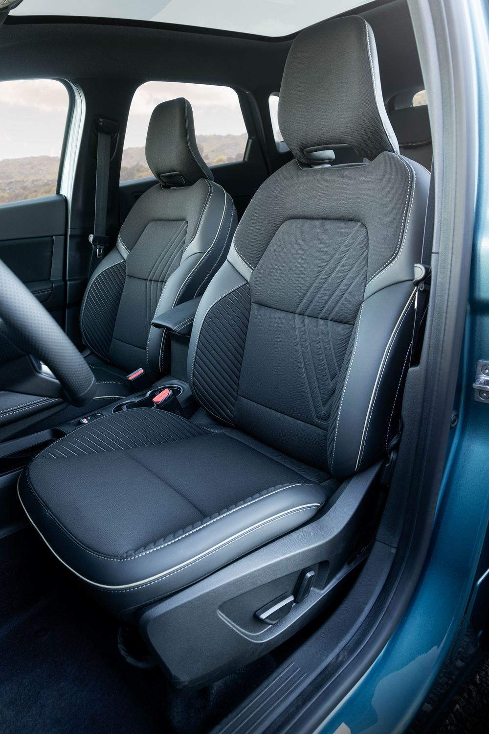 Le véhicule polyvalent du segment C Renault Symbioz revendique l'ADN des voitures à vivre