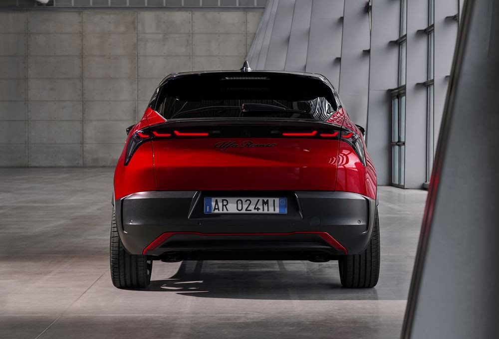 L'Alfa Romeo Junior est sportive dans l'âme et italienne au premier regard