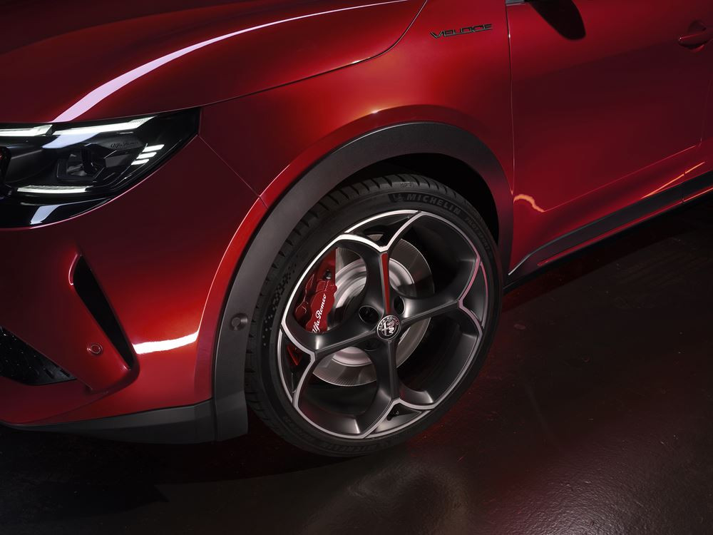 L'Alfa Romeo Junior est sportive dans l'âme et italienne au premier regard