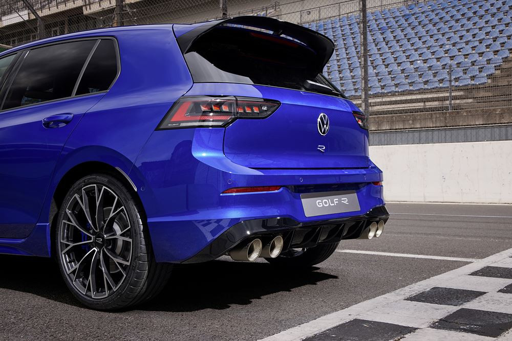 La berline haute performances Volkswagen Golf R revendique une dynamique de conduite optimisée