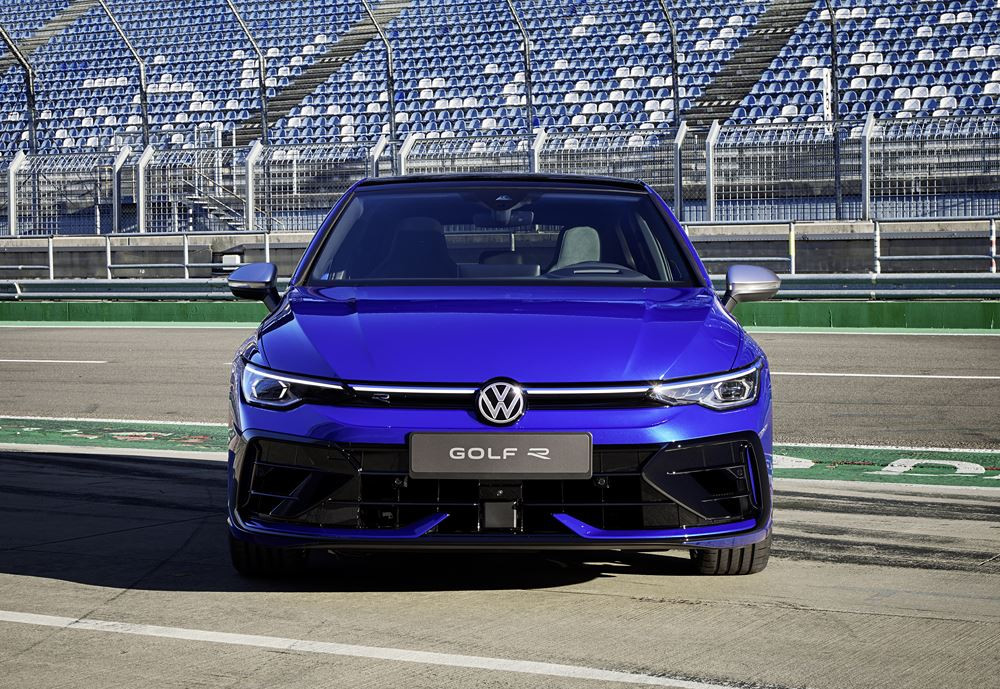 La berline haute performances Volkswagen Golf R revendique une dynamique de conduite optimisée