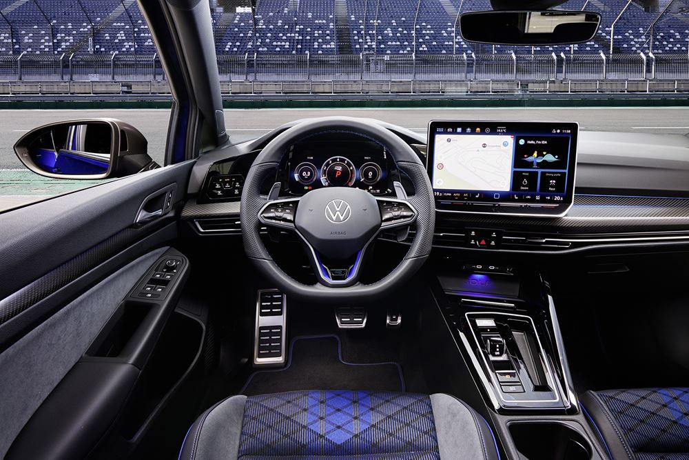 La berline haute performances Volkswagen Golf R revendique une dynamique de conduite optimisée