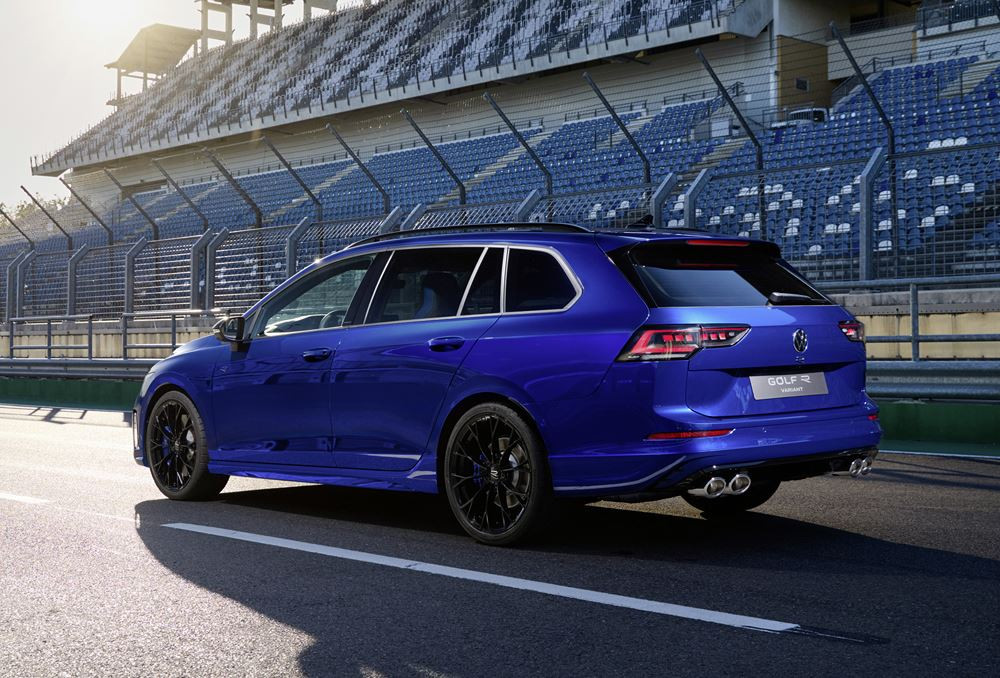 Le break hautes performances Volkswagen Golf SW R revendique une dynamique de conduite optimisée