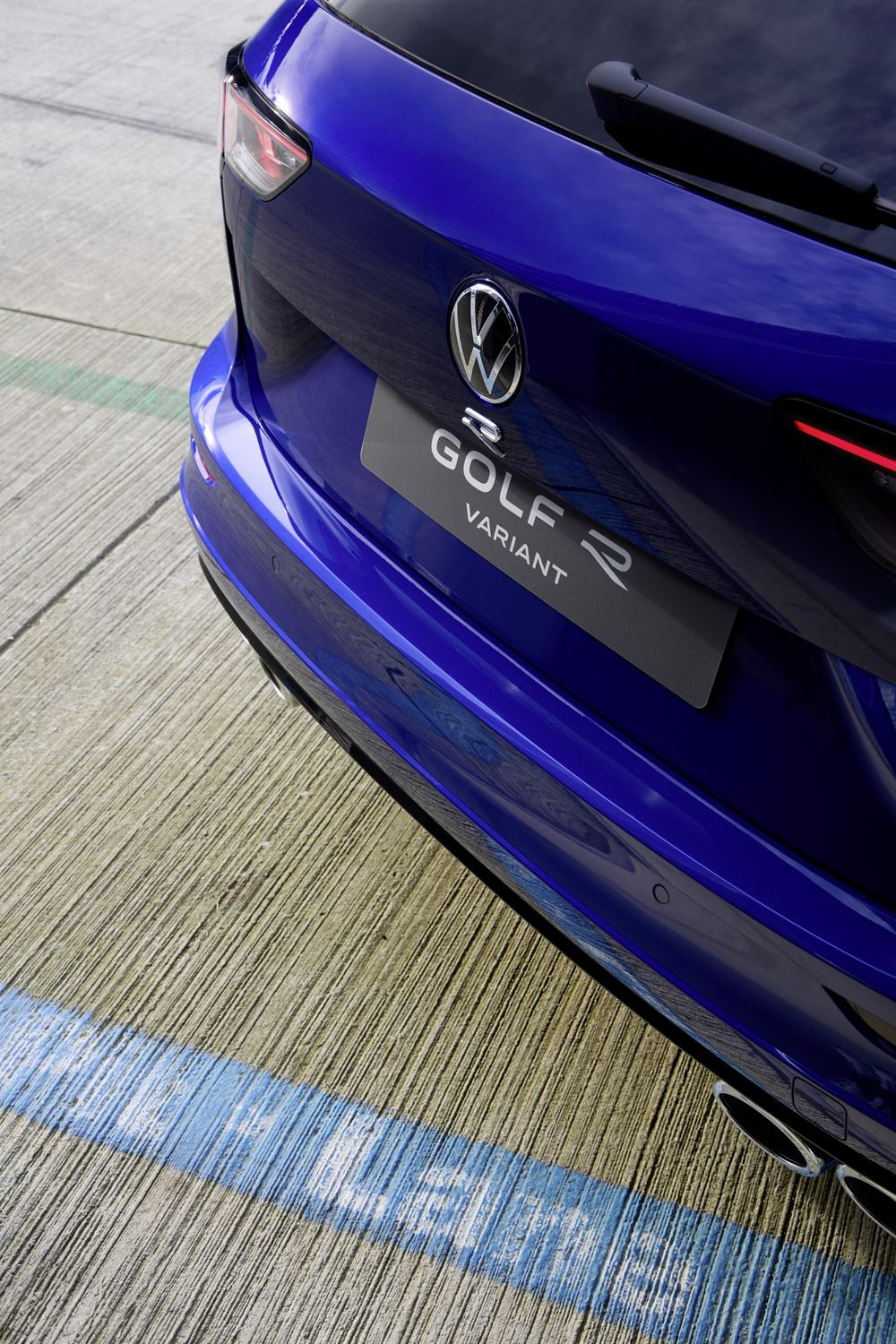 Le break hautes performances Volkswagen Golf SW R revendique une dynamique de conduite optimisée
