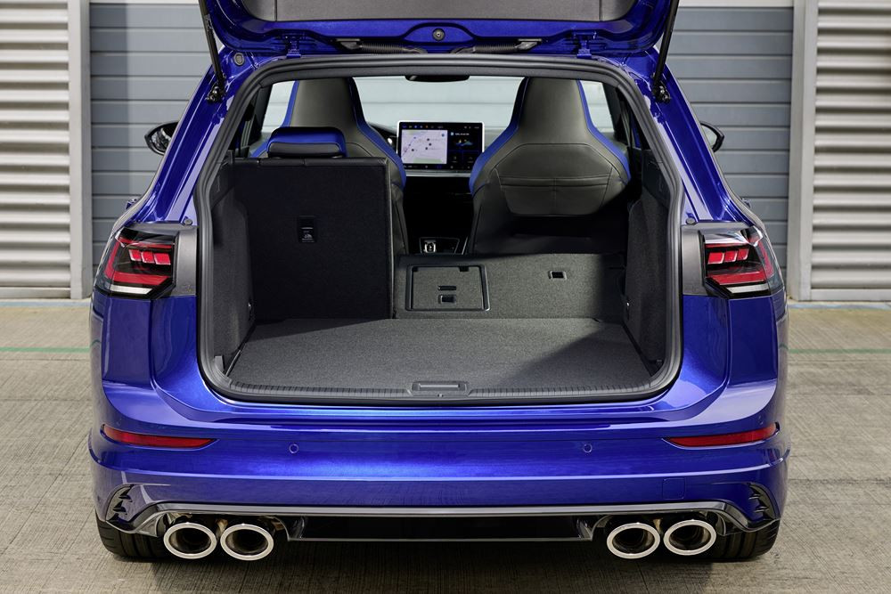 Le break hautes performances Volkswagen Golf SW R revendique une dynamique de conduite optimisée