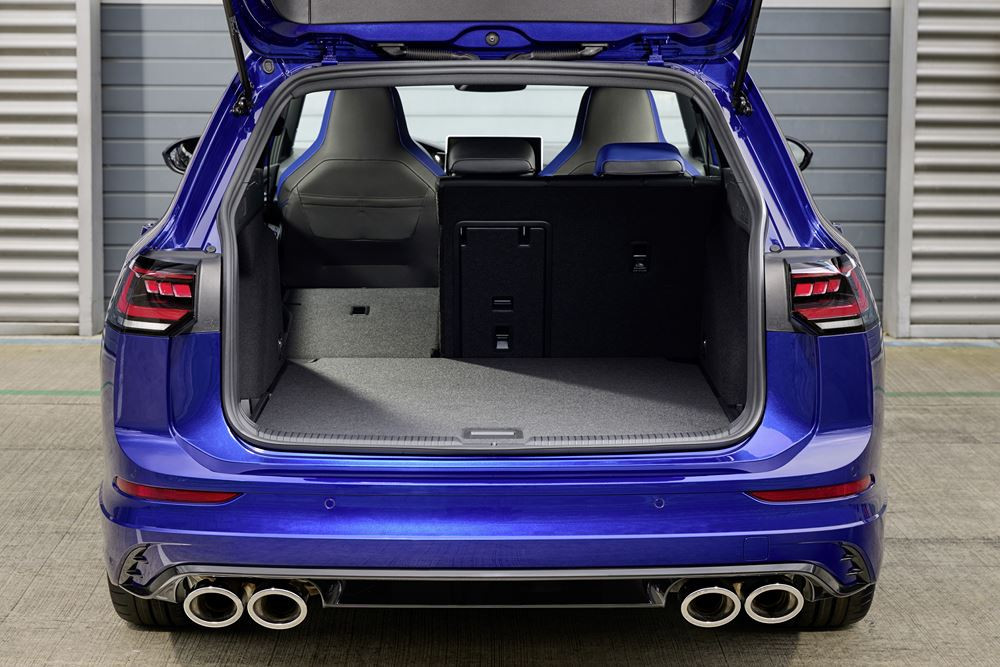 Le break hautes performances Volkswagen Golf SW R revendique une dynamique de conduite optimisée