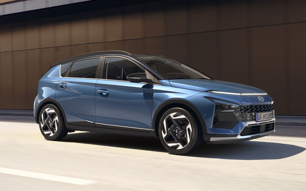 Le petit SUV urbain du segment B Hyundai Bayon actualisé en approche