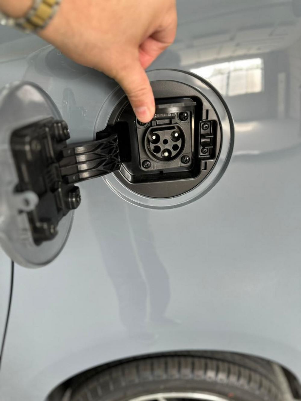 Simplici : un quadricycle électrique sans permis doté d'une autonomie jusqu'à 120 km