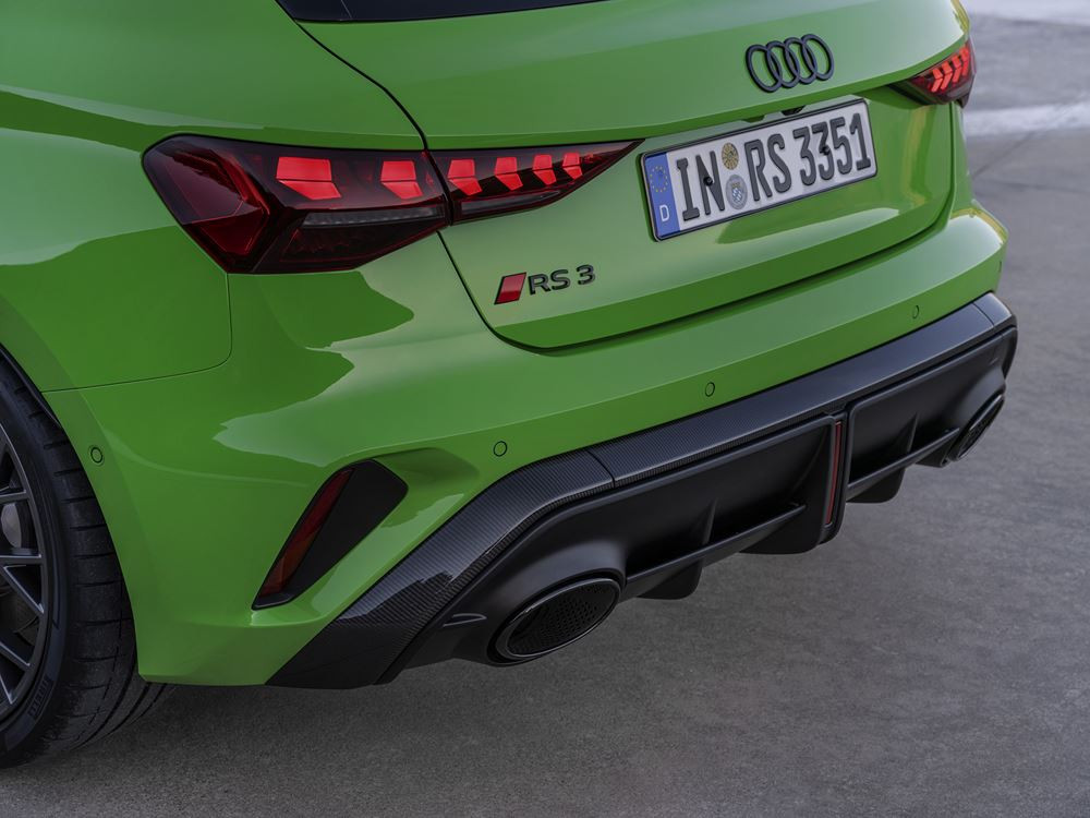 Le modèle compact sportif haut de gamme Audi RS 3 Sportback s'offre une mise à jour