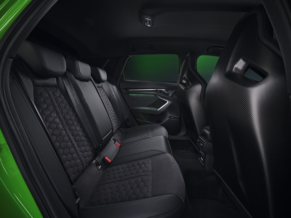 Le modèle compact sportif haut de gamme Audi RS 3 Sportback s'offre une mise à jour