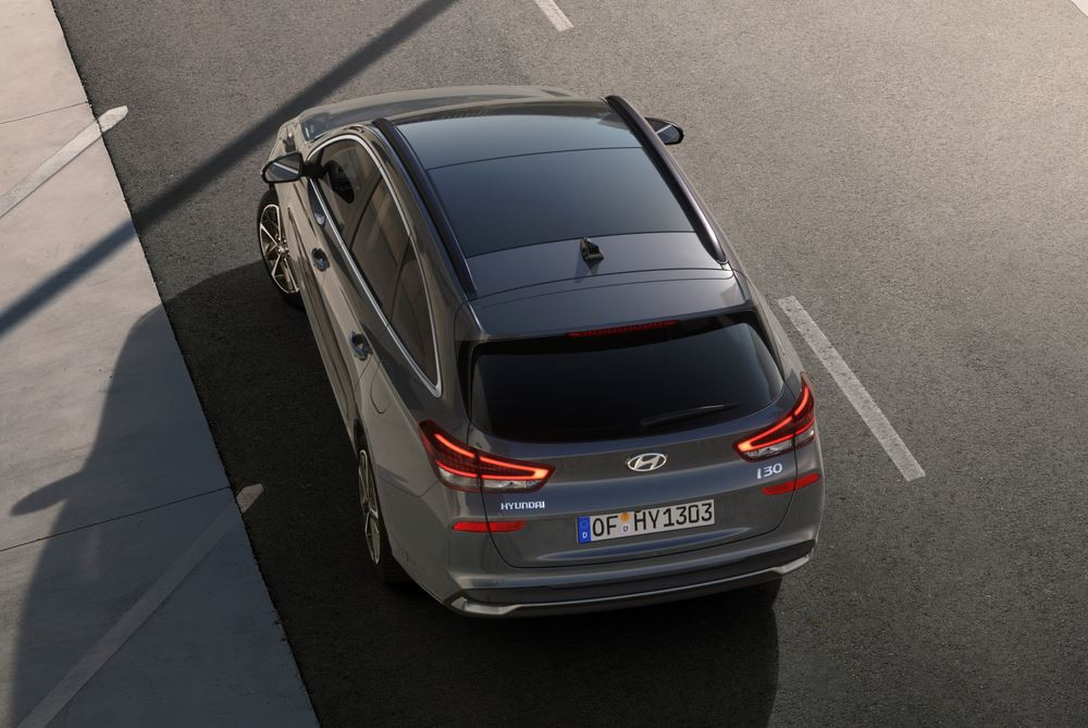 Le break compact Hyundai i30 SW arbore une face avant légèrement modernisée